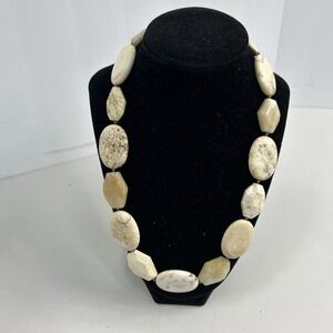 Vintage‎ J Jill Polished White Stone Howlite Chunky Bead Statement Necklace